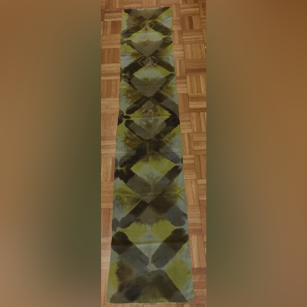Vintage 90’s Hand Painted Silk Shantung Long Oblong Scarf Hand Rolled Hem - Picture 2 of 4